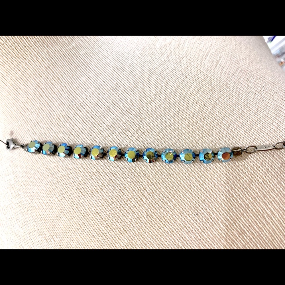 Sabika forward thinking fun bracelet w12